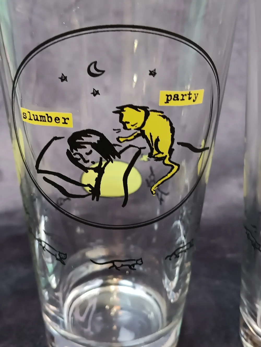 An Inconvenient Kitty Set Of 4 Yellow Graphic Pint Glasses. Hilarious!